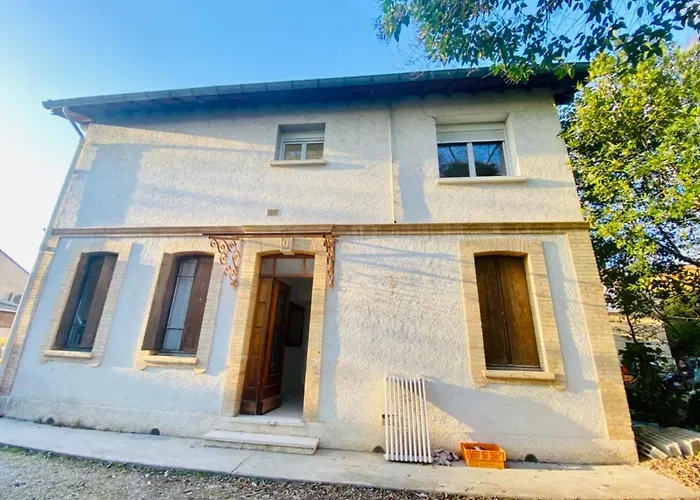 T3 En Duplex Pour 6 Pers Bien Place Terrasse Et Parking Inclus 아파트