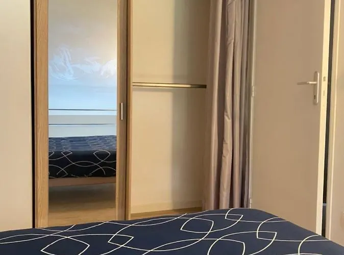 Beau T3 En Duplex Terrasse Et Parking Bien Placé *