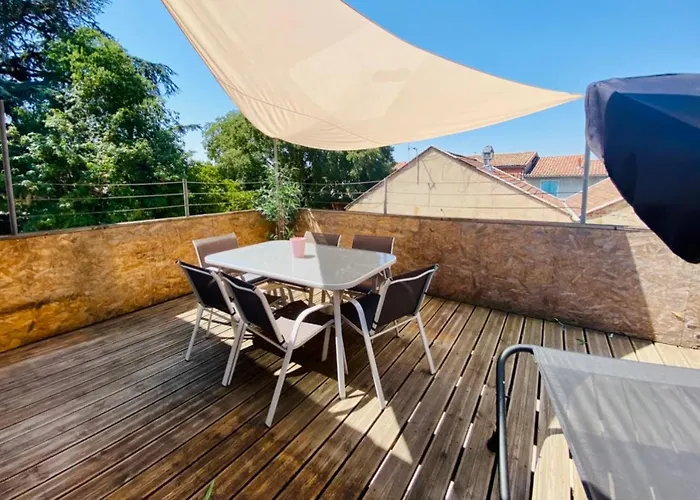 Beau T3 En Duplex Terrasse Et Parking Bien Placé * Toulouse